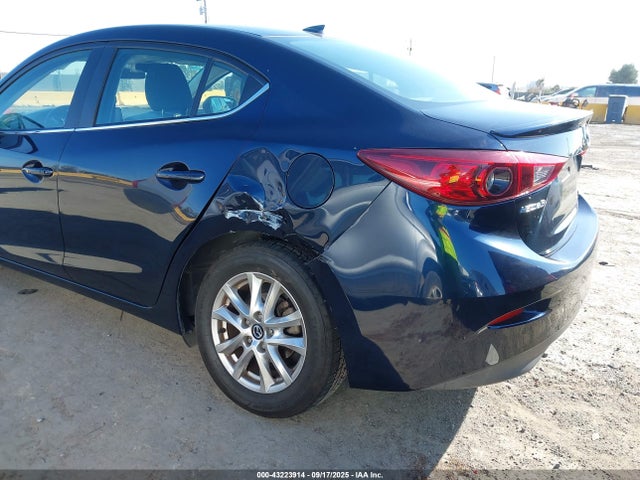 Mazda pe 2015 3MZBM1V76FM227091 Image 6