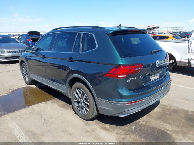 3VV3B7AX2KM127765 Volkswagen Tiguan
