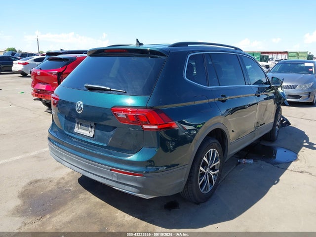 3VV3B7AX2KM127765 Volkswagen Tiguan