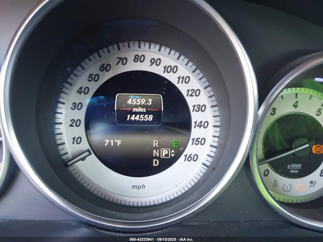 WDDHF5KB6EA820488 Mercedes-Benz E-Class