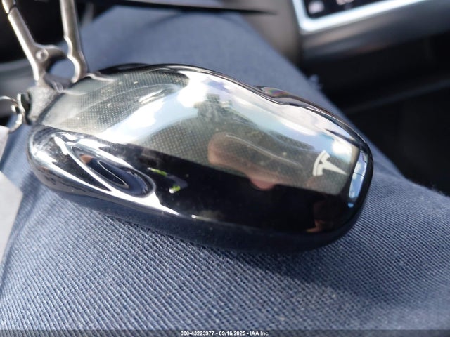 2014 TESLA MODEL S 5YJSA1H17EFP63795 Photo 10