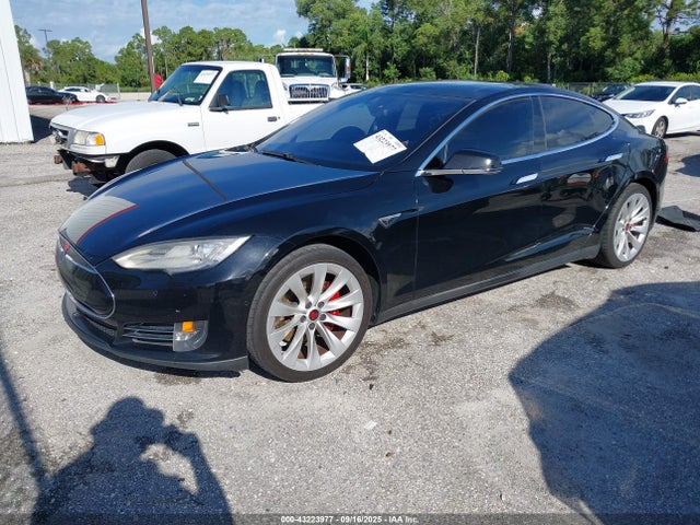 2014 TESLA MODEL S 5YJSA1H17EFP63795 Photo 1