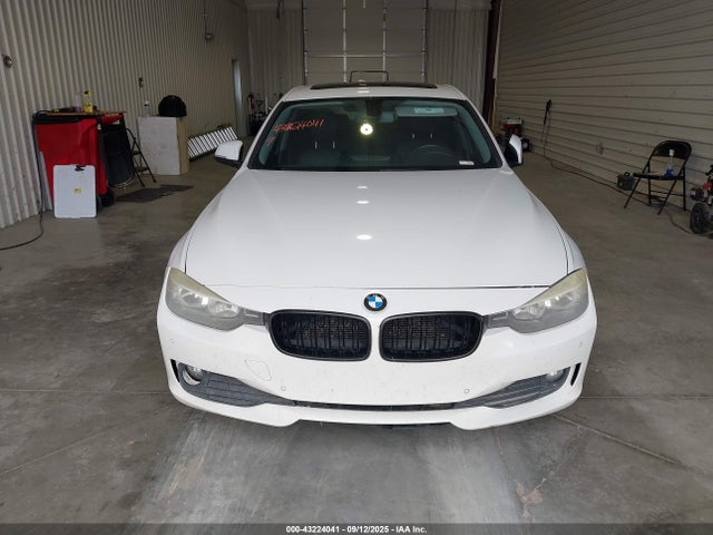 BMW 2014 2014 WBA3D3C55EF099345 Image 12