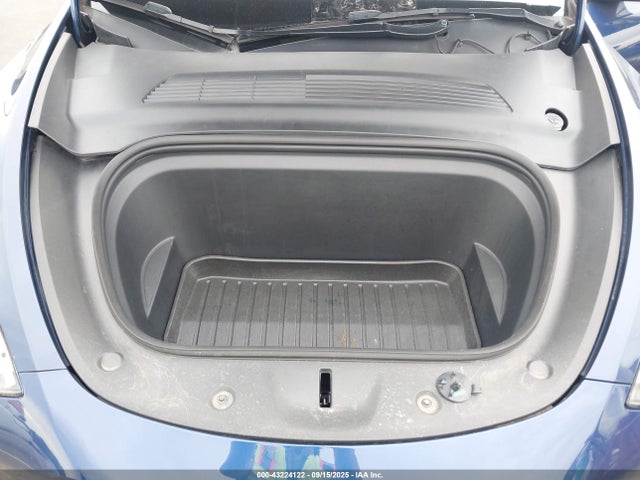 2021 TESLA MODEL Y 5YJYGDEFXMF194711 Photo 9