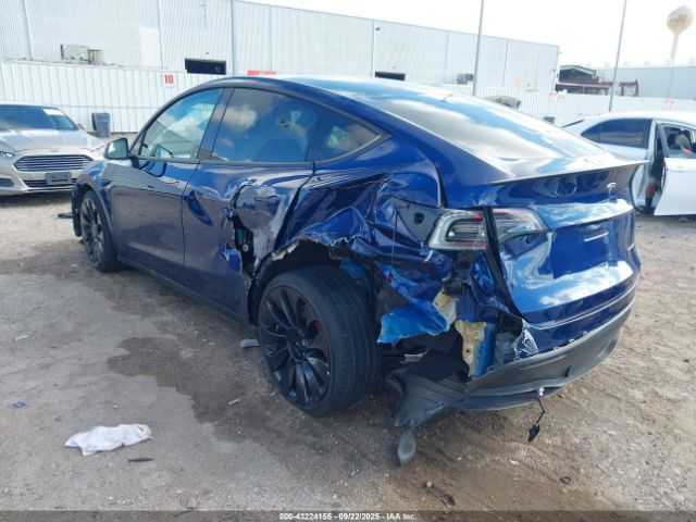 2022 TESLA MODEL Y 7SAYGDEFXNF393066 Photo 2
