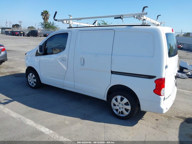 Chevrolet 2015 2015 3N63M0YN2FK704717 Image 3