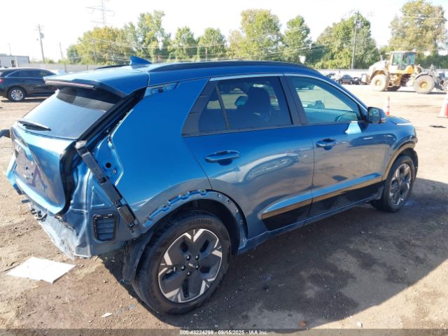 2023 KIA NIRO EV KNDCR3L10P5065307 Photo 3
