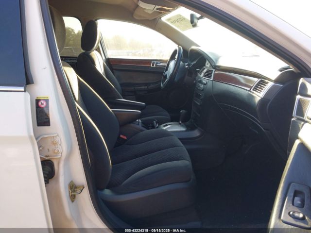 2004 CHRYSLER PACIFICA 2C8GM68424R630061 Photo 4