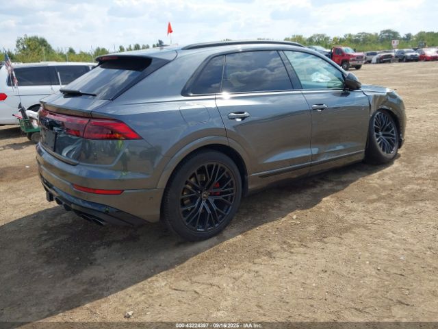 2024 AUDI SQ8 WA1AWBF18RD007633 Photo 3