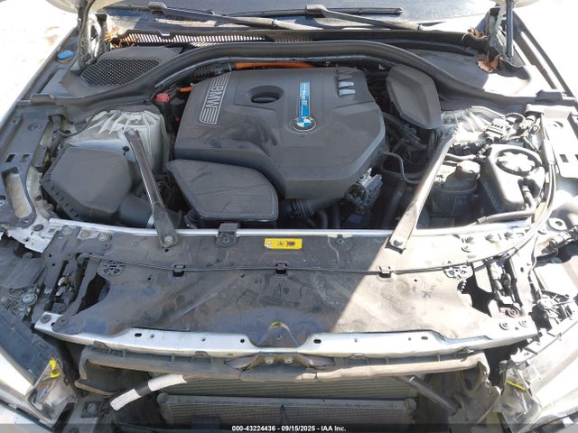 WBAJA9C54JB032692 BMW 530e Iperformance