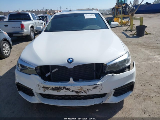WBAJA9C54JB032692 BMW 530e Iperformance