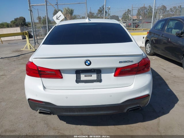WBAJA9C54JB032692 BMW 530e Iperformance