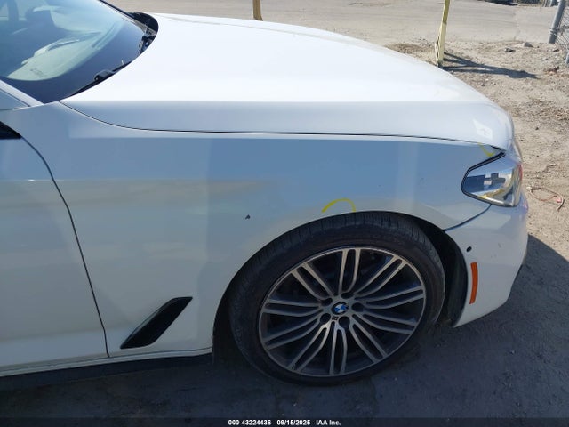 WBAJA9C54JB032692 BMW 530e Iperformance