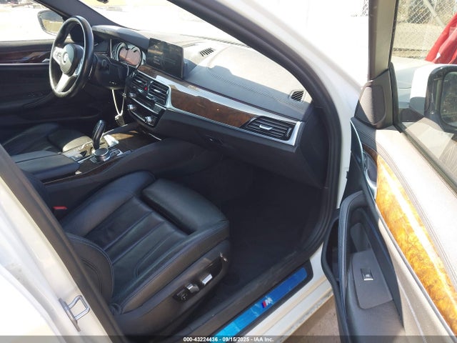 WBAJA9C54JB032692 BMW 530e Iperformance