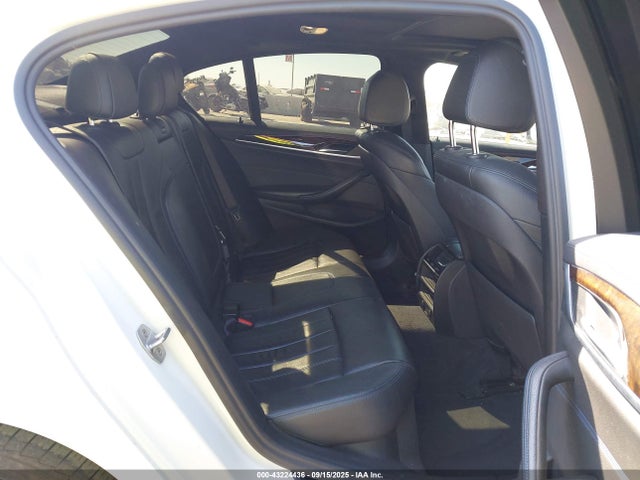 WBAJA9C54JB032692 BMW 530e Iperformance