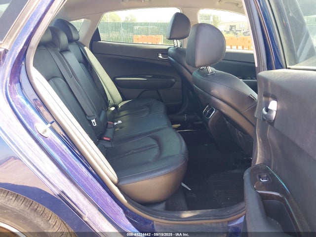 5XXGU4L17KG352332 KIA t-gdi