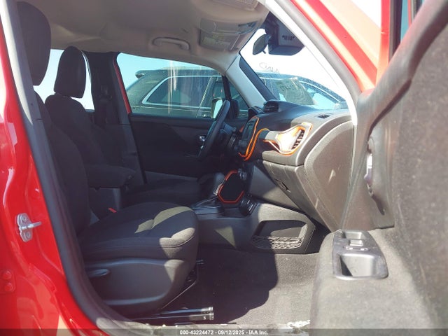 ZACNJBAB4KPK33405 Jeep 2019