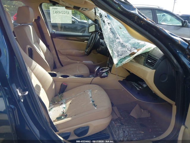 WBAVL1C58EVY22420 BMW X1