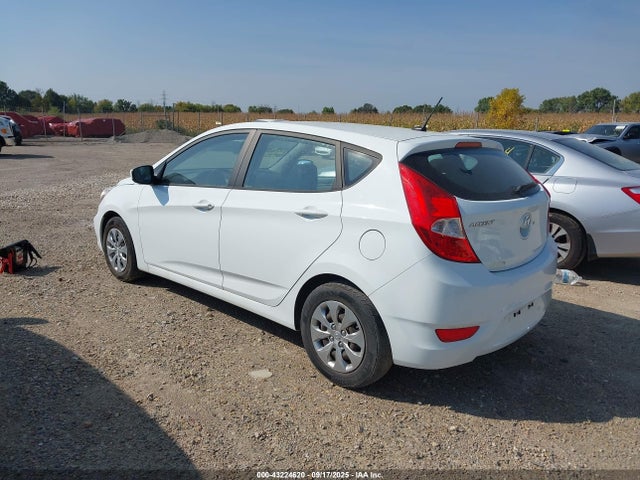 KMHCT5AE5HU306199 Hyundai Accent