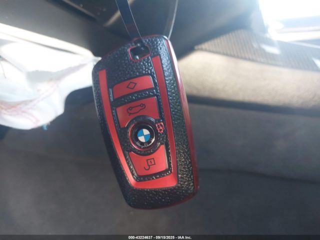 2016 BMW M6 WBS6J9C57GD934431 Photo 10