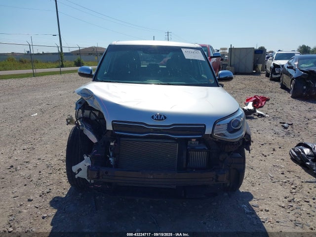 KNDJX3AA8K7641657 KIA g t-gdi
