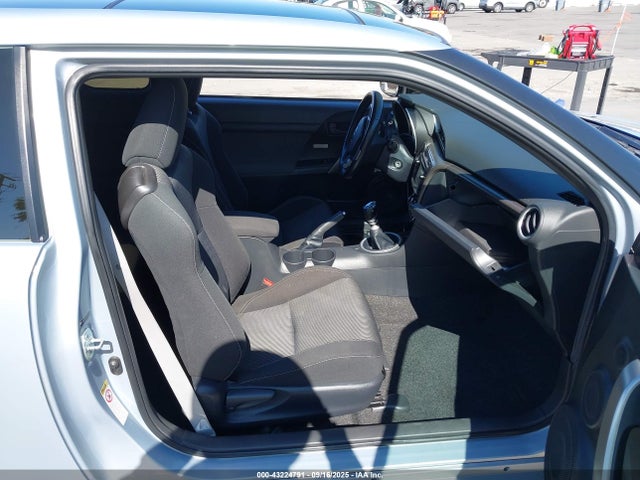 Scion 2ar-fe 2014 JTKJF5C72E3066797 Image 5