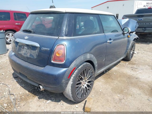 2010 MINI COOPER WMWMF3C58ATZ64206 Photo 3
