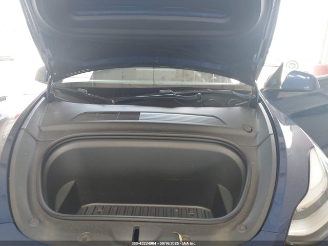 2021 TESLA MODEL Y 5YJYGDEE7MF066806 Photo 9