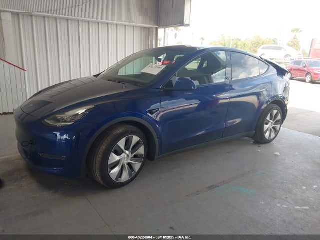 2021 TESLA MODEL Y 5YJYGDEE7MF066806 Photo 1