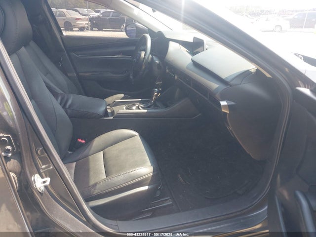 3MZBPACL9LM131636 Mazda py