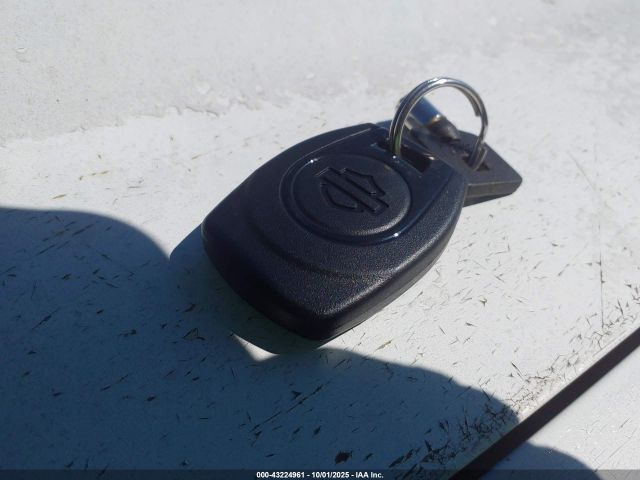 2024 HARLEY-DAVIDSON FLTRX 1HD1KH715RB637199 Photo 10