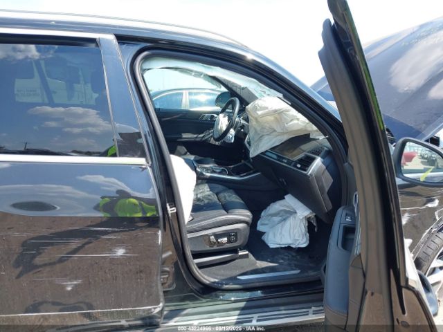 2025 BMW X5 PHEV 5UX43EU02S9Y36373 Photo 4