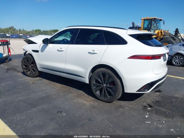 2024 JAGUAR F-PACE SADCT2EX1RA723230 Photo 2