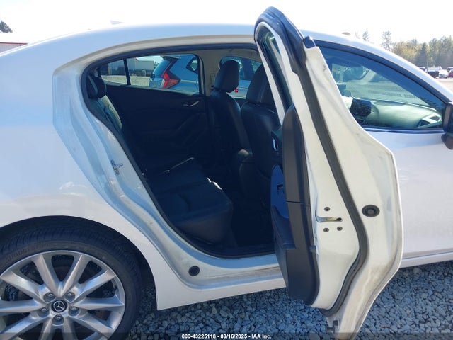 Продажа на аукционе авто 2017 Mazda Mazda3 Grand Touring, vin: JM1BN1W3XH1140550, номер лота: 43225118