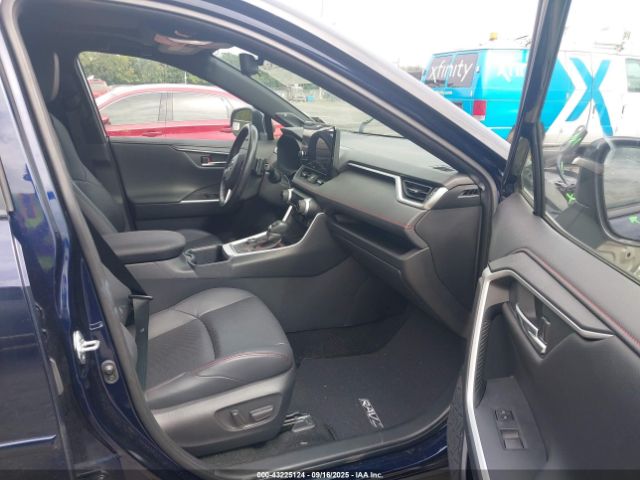 2023 TOYOTA RAV4 PRIME JTMFB3FV3PD119771 Photo 4