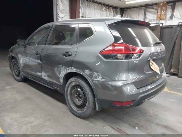 Nissan 2017 2017 JN8AT2MT2HW392987 Image 3