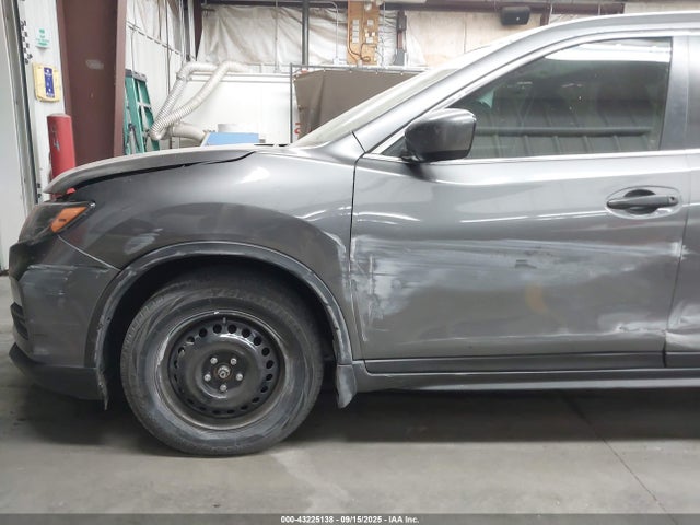 Nissan 2017 2017 JN8AT2MT2HW392987 Image 6