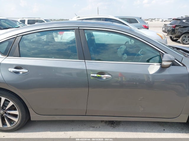 1N4AL3AP5HC263321 Nissan 2017
