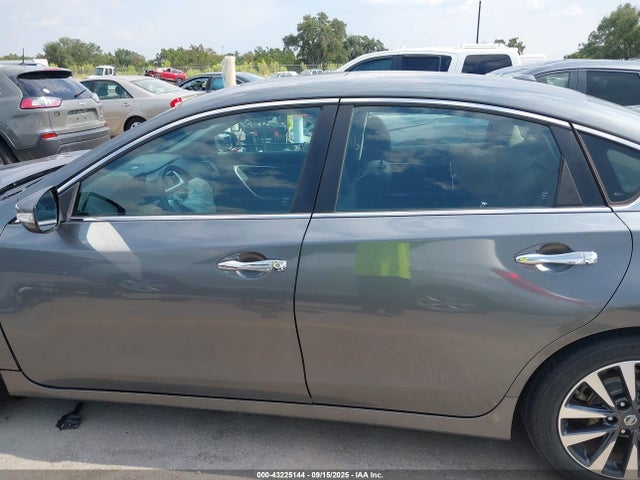 1N4AL3AP5HC263321 Nissan 2017
