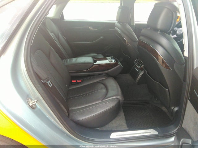 2012 AUDI A8 WAURVAFD6CN003062 Photo 7