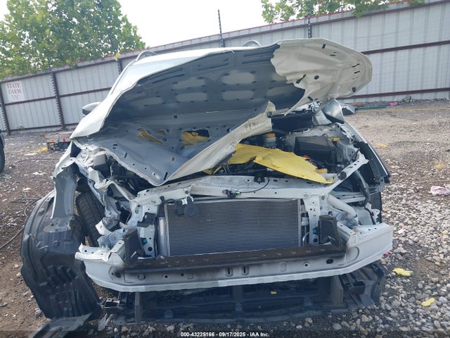 Subaru na 2021 JF2GTHSC4MH352986 Image 12