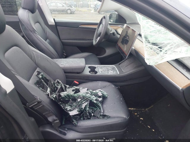 2024 TESLA MODEL Y 7SAYGDEE1RF090870 Photo 4