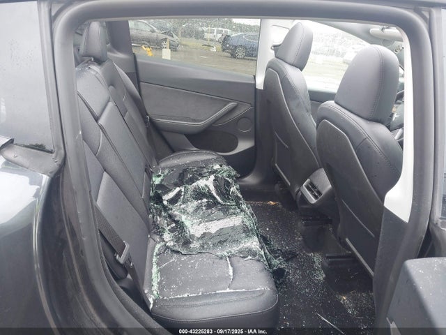 2024 TESLA MODEL Y 7SAYGDEE1RF090870 Photo 7