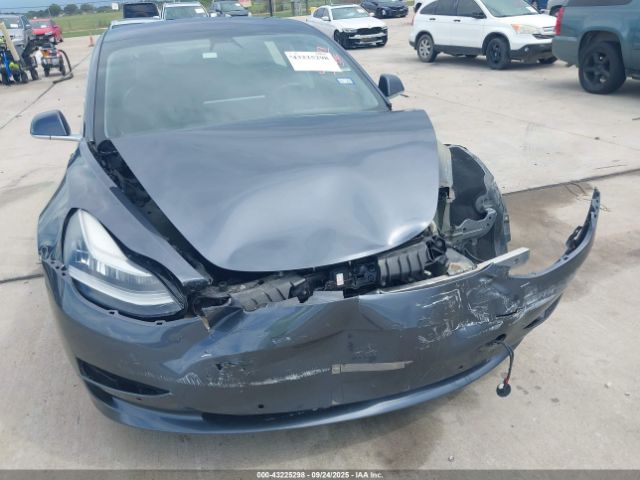 2018 TESLA MODEL 3 5YJ3E1EA9JF046497 Photo 5