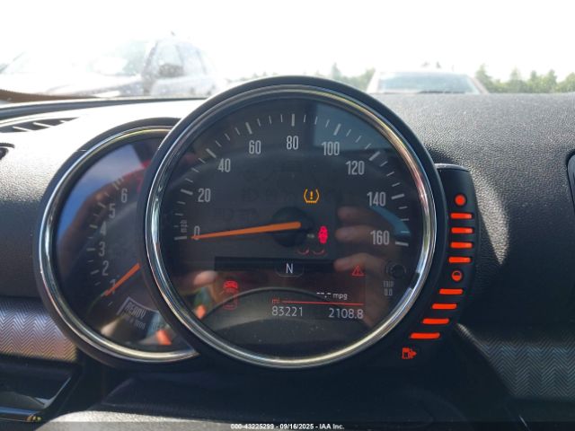 2017 MINI CLUBMAN WMWLU5C51H2C45914 Photo 6