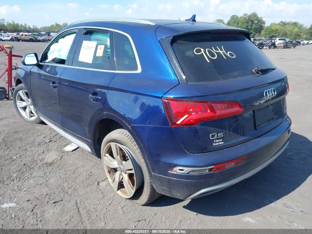 2019 AUDI Q5 WA1ANAFY7K2079046 Photo 2