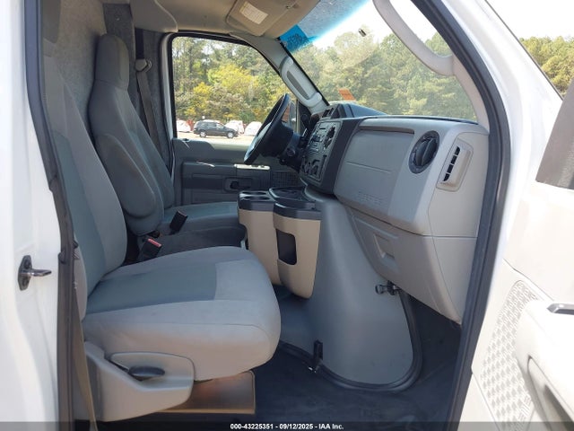 Продаж на аукціоні авто 2017 Ford E-450 Cutaway, vin: 1FDXE4FS6HDC56353, номер лоту: 43225351