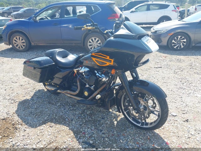 2017 HARLEY-DAVIDSON FLTRX 1HD1KHC3XHB620856