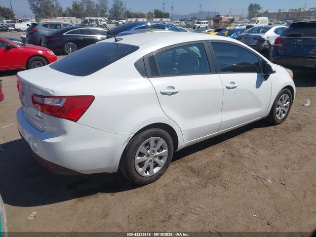 KIA dohc gamma 2014 KNADN4A33E6336049 Image 4