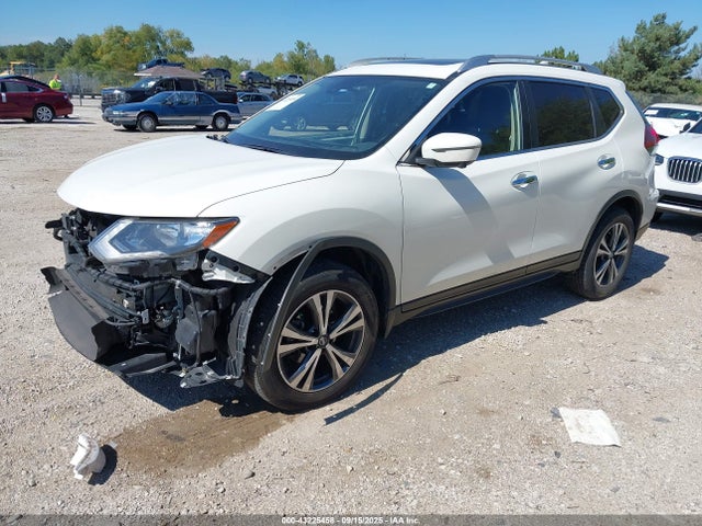 JN8AT2MVXKW386847 Nissan Rogue